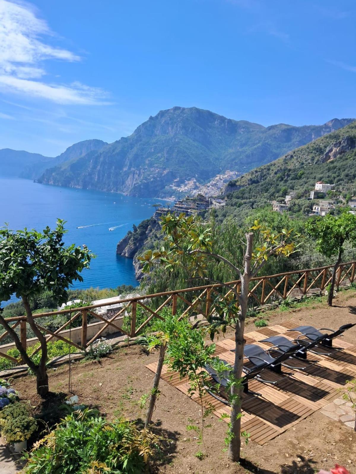 Villa Santa Chiara Positano Suites Exterior photo